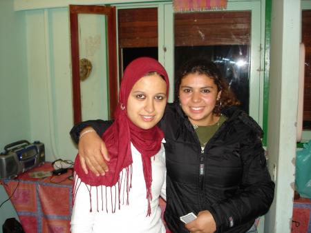 sara et laila.